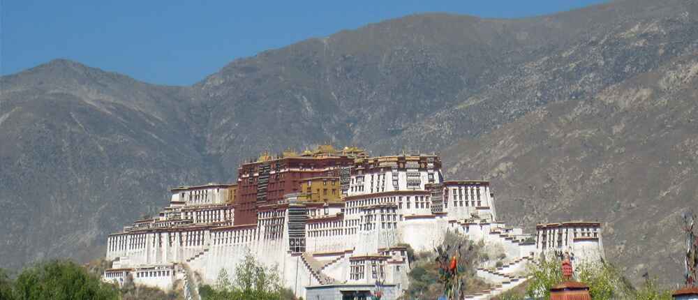 Tibet tour via Everest Base Camp