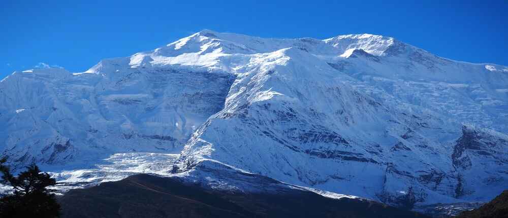 Pisang Peak Climbing