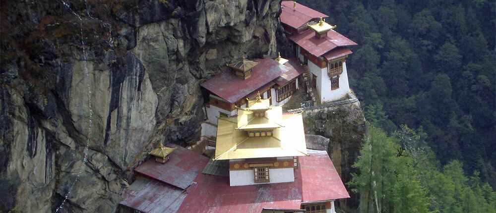 Bhutan Tour With Day Hiking